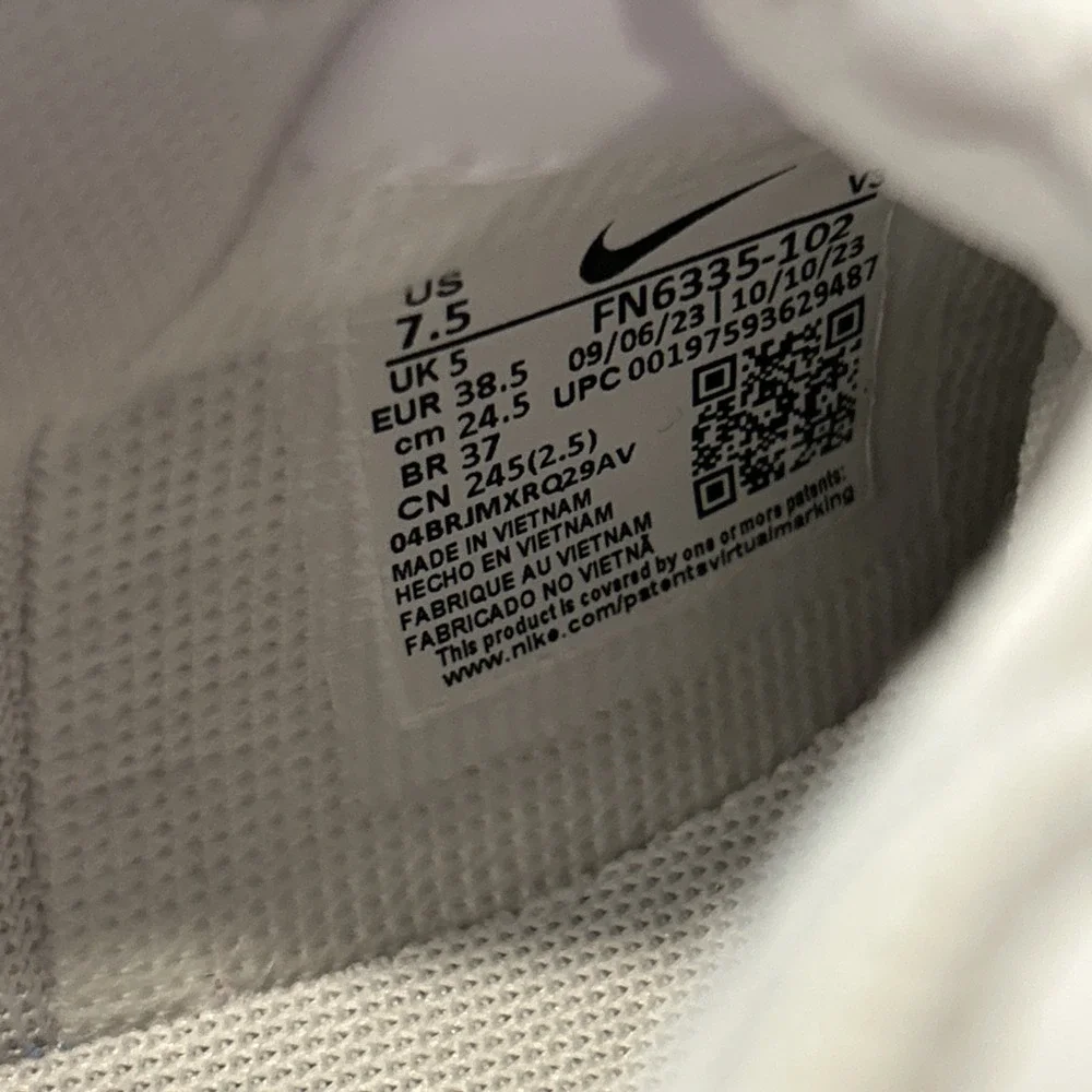Nike Air Force 1 Shadow Lilac Bloom White Women's 7.5 Swoosh Leather FN6335-102 - Picture 7 of 7